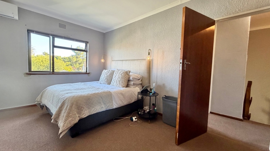 To Let 3 Bedroom Property for Rent in Longdown Western Cape